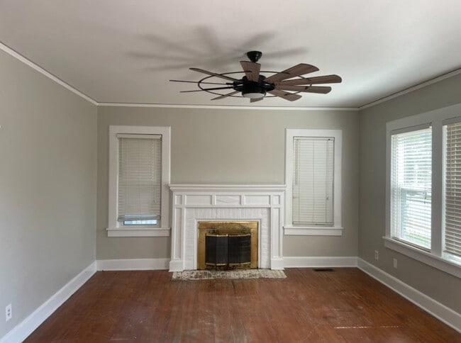 Photo - 506 6th Ave N