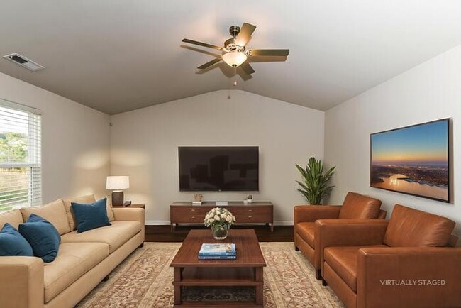Photo - 320 Windbreak Ln