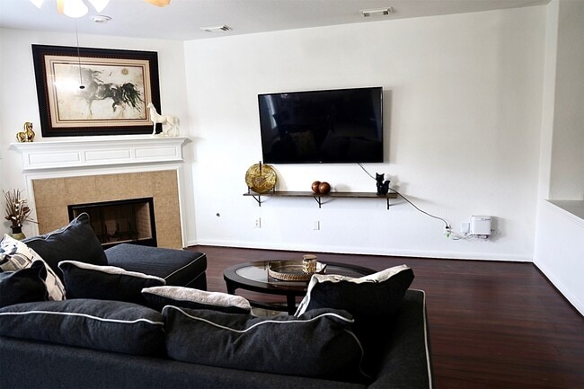 Photo - 6426 Star Shadow Ln