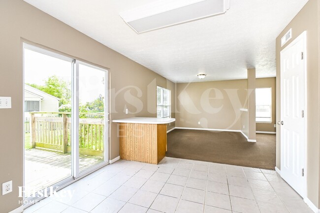 10694 Hoosier Ct