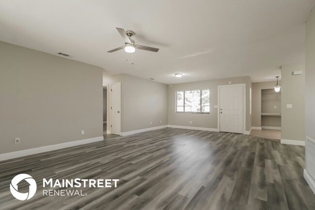 Photo - 6321 Brandt St