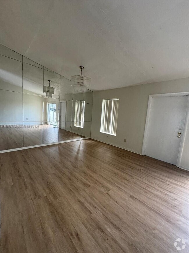 Building Photo - 11018 SW 123rd Ct Rental