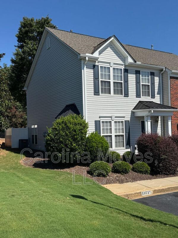 Photo - 230 Spring Crossing Cir