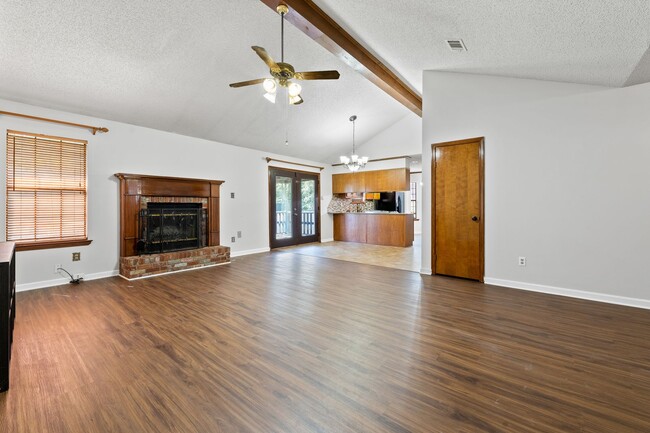 Photo - 3/2 Sherwood