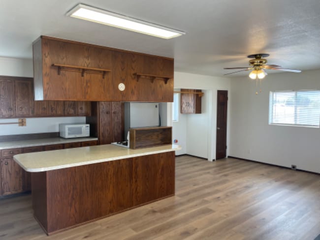 471-795-795 Miller Ln