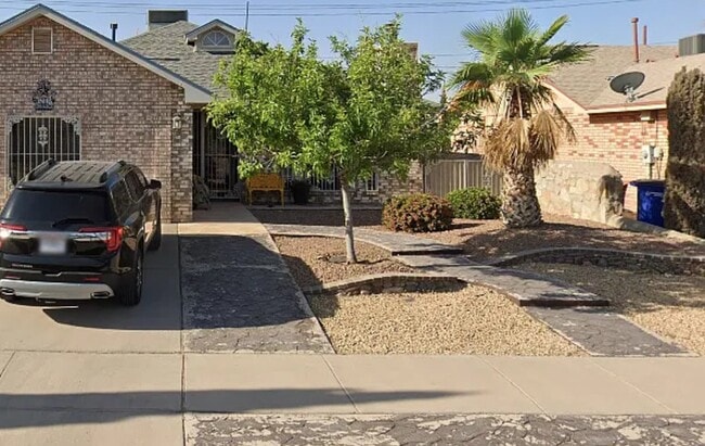 Building Photo - 12416 Flora Alba Dr Rental