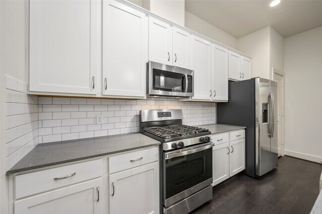 Photo - 9448 Kerrwood Ln