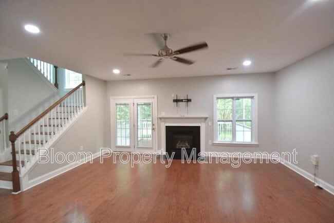 Photo - 8566 Royal Palm Ln