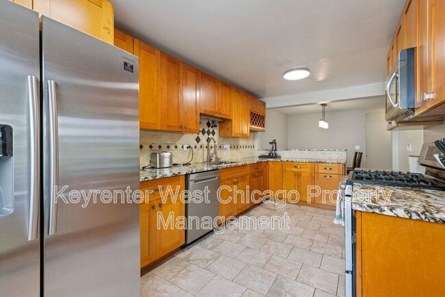 Photo - 2930 Northampton Dr