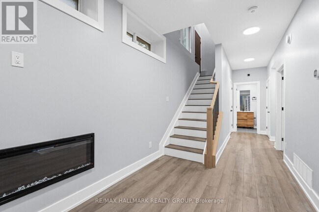 Photo - 884 Byron Ave Unit B