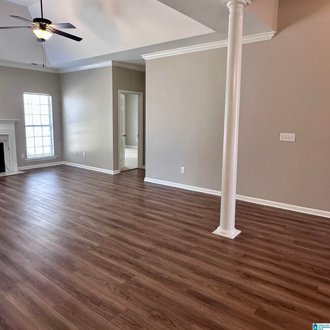 Photo - 384 Savannah Cir