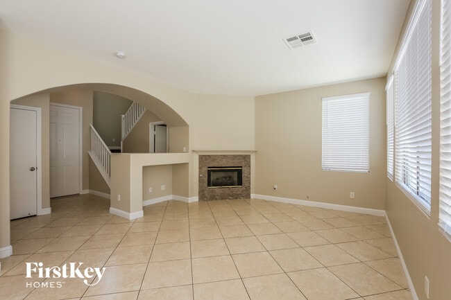 Photo - 1828 W Hammer Ln