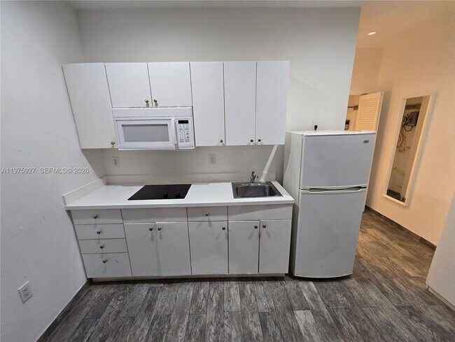 Photo - 1345 Pennsylvania Ave Unit 3A