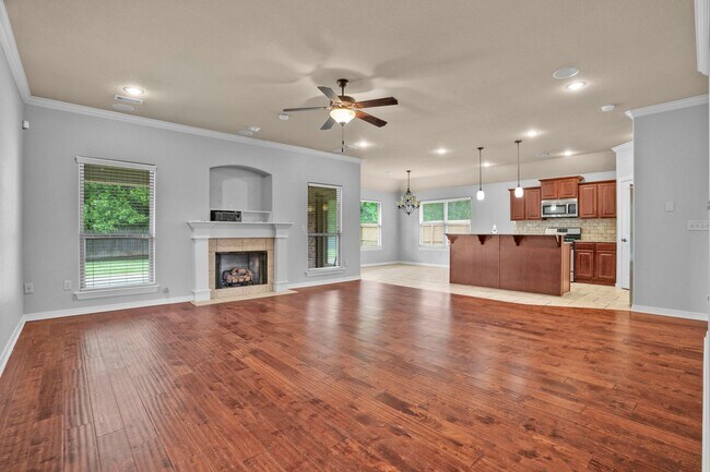 Photo - Spacious 3 Bedroom 2 Bath home in Great Location!