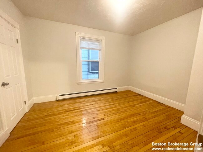 Photo - 22 Howell St Unit 1