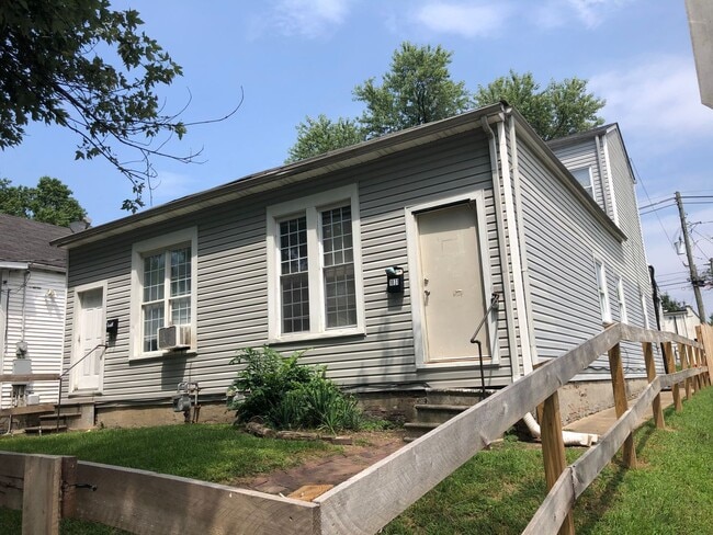 Building Photo - 1031 Euclid Unit 1033 Euclid