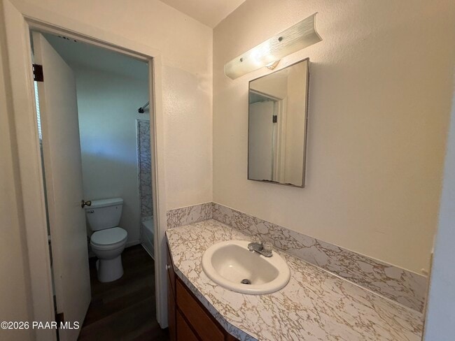 4251 N Viewpoint Dr Unit 4