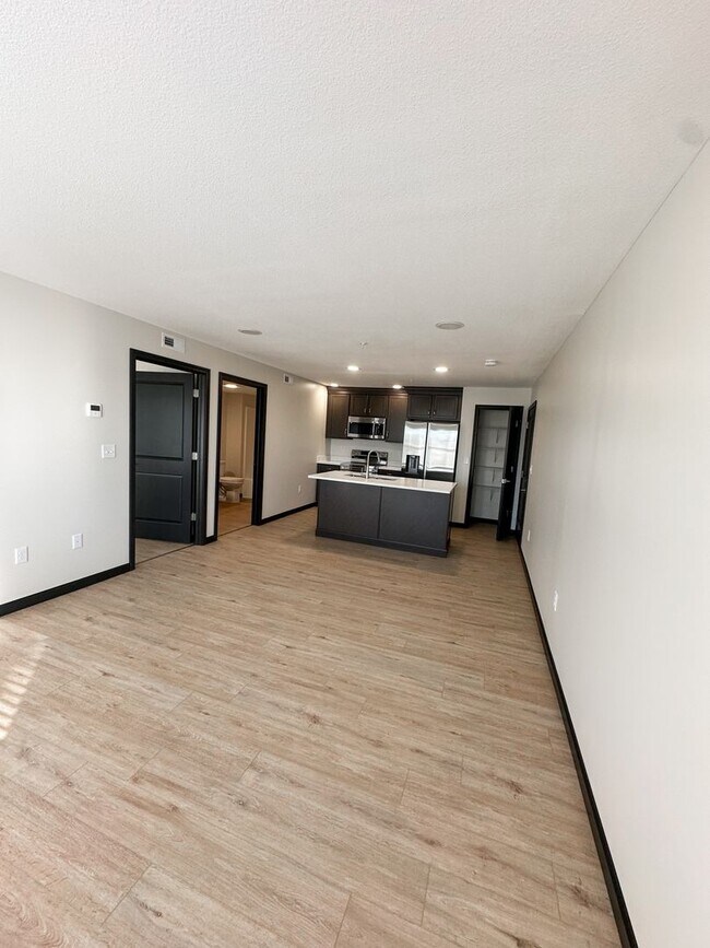 Photo - New! Beautiful 1 Bed, 1 Bath Apartment in PRIME location! Furnished & Unfurnished Options Available! Unit 2010-205