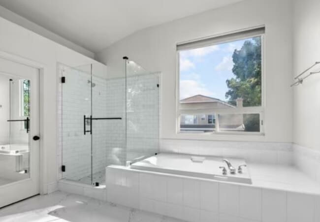 Photo - 23536 Summerglen Pl