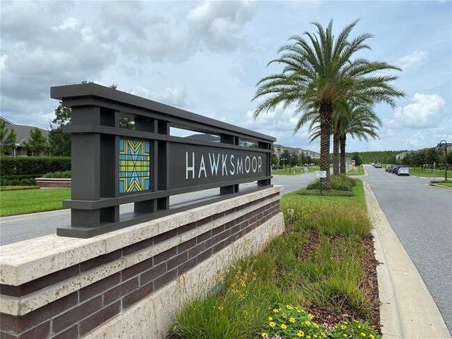 Photo - 8019 Glenlloyd Ave