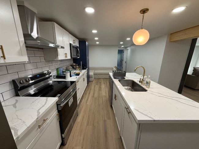 Photo - 5502 E L St Unidad B