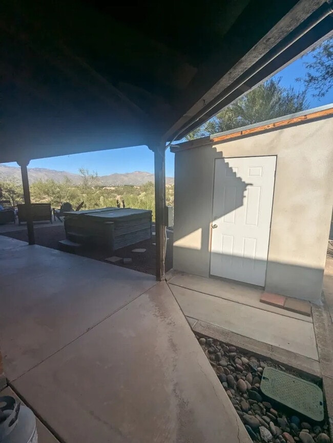 Photo - Spacious 4-Bedroom Estate with Chef’s Kitchen