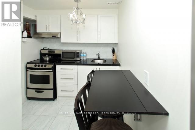 Photo - 1353 Davenport Rd