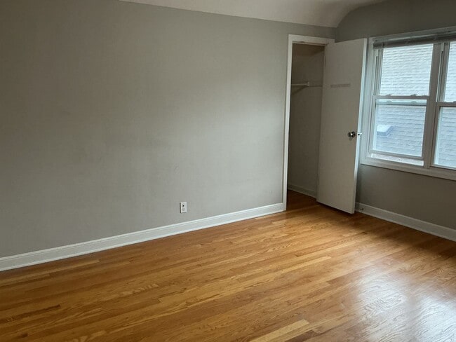 Photo - 5021 W Greenfield Ave Unit upper