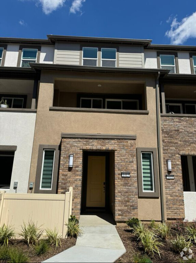 Building Photo - 1413 Cirrus Ct Rental