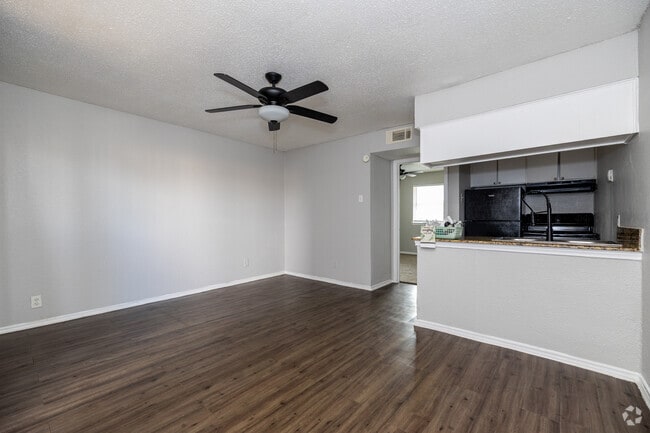 1BR, 1BA - 470SF - Kitchen/Dining Area - Marisol Villas Apartments