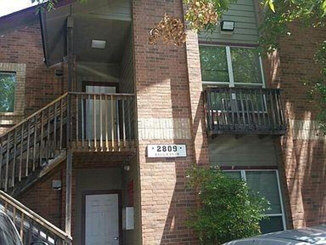 Building Photo - 2809 Rio Grande St Unit 2809 Rio Grande #B