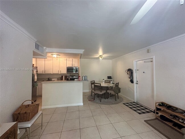 Photo - 7951 SW 104th St Unidad 209D