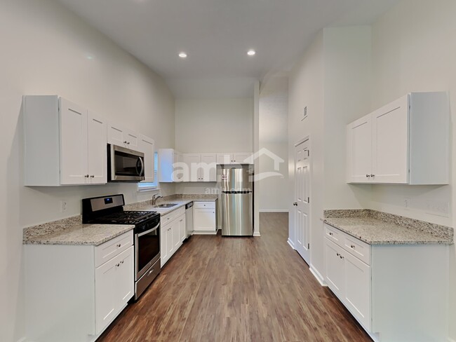 Photo - 1137 Eastmill Cove