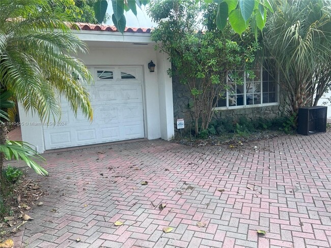4001 Red Rd