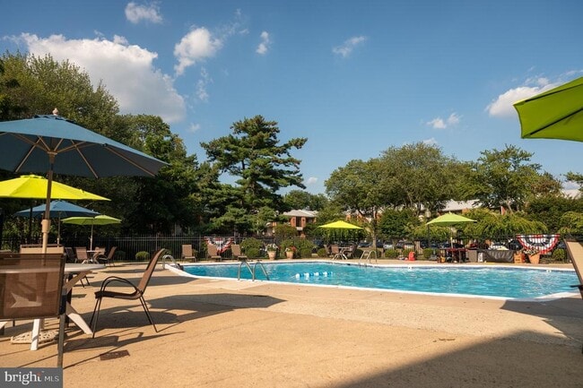 Photo - 809 Red Lion Rd Unit B34