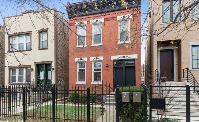 Building Photo - 1350 N Bell Ave Unit 1