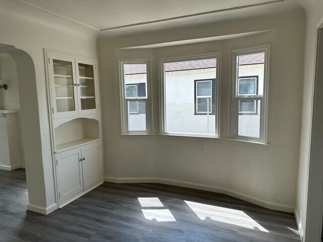 Photo - 506 -821 S Court St. Unit 1