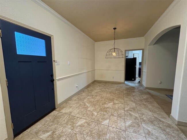 Photo - 10909 Redbird