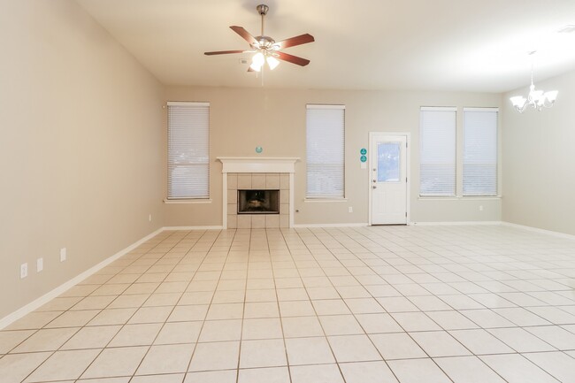 2307 Jefferson Crossing Dr