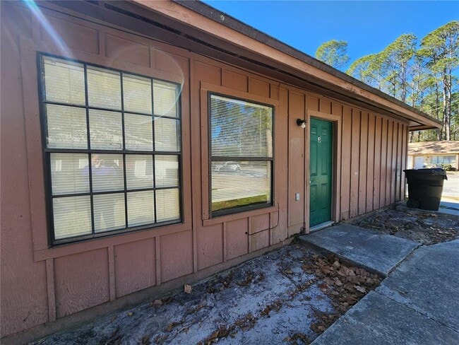 Building Photo - 5817 NW 23rd Terrace Unit 3