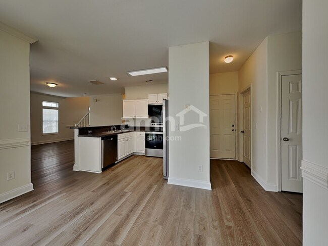 Photo - 440 Tortoise Ln