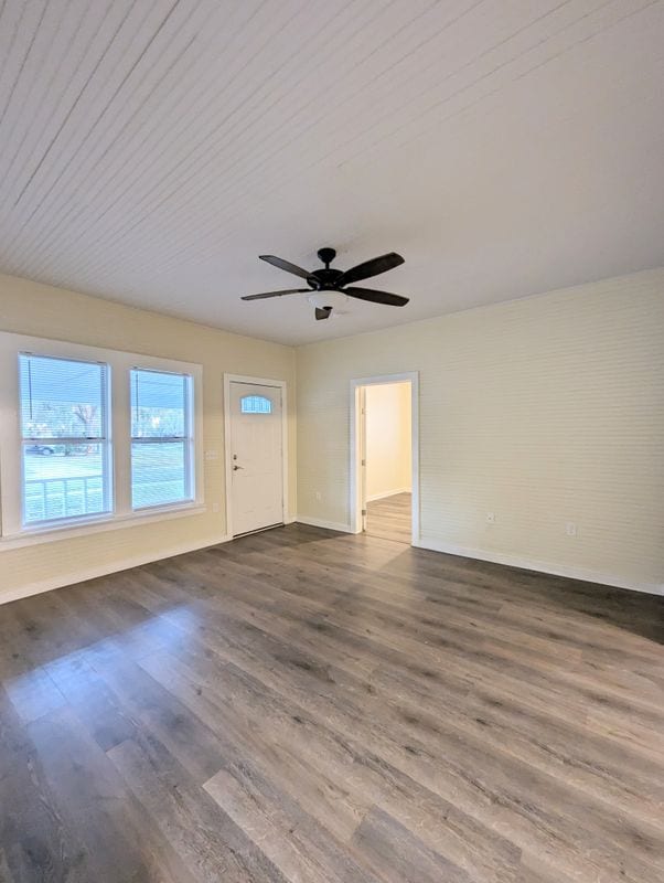 Photo - 718 Pecan Ave