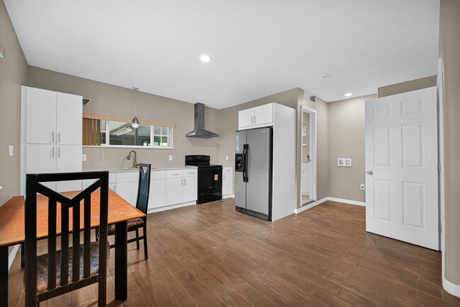 Photo - 81 NW 41st St
