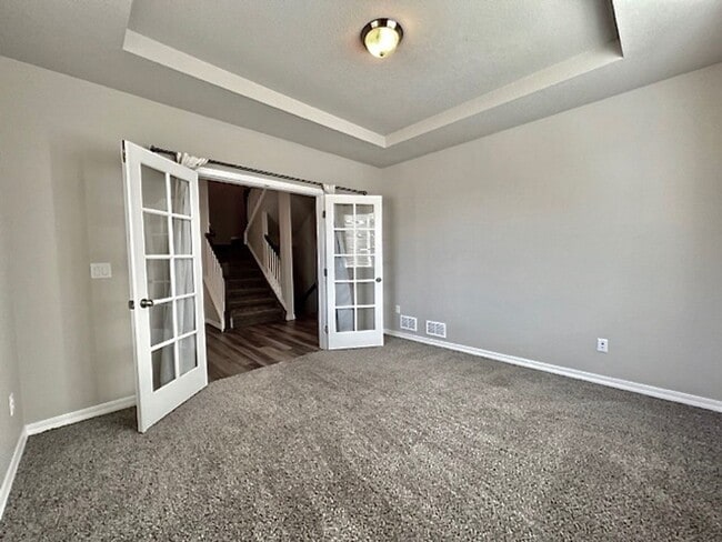 Photo - 5 Bedroom Home Close to Downtown Monument!!