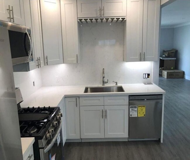 Photo - 10607 Ashton Ave Unit 1.5