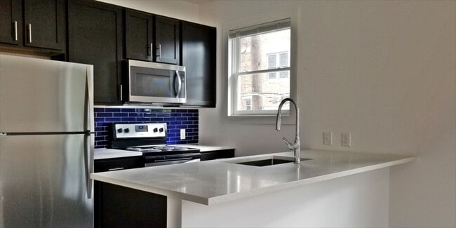 Photo - 4300 Junius St