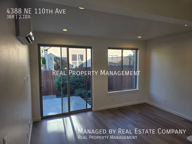 4388 NE 110th Ave