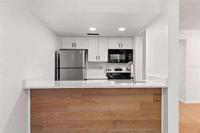 Photo - Welcome to Belleair Bluffs!!!! Unidad A25