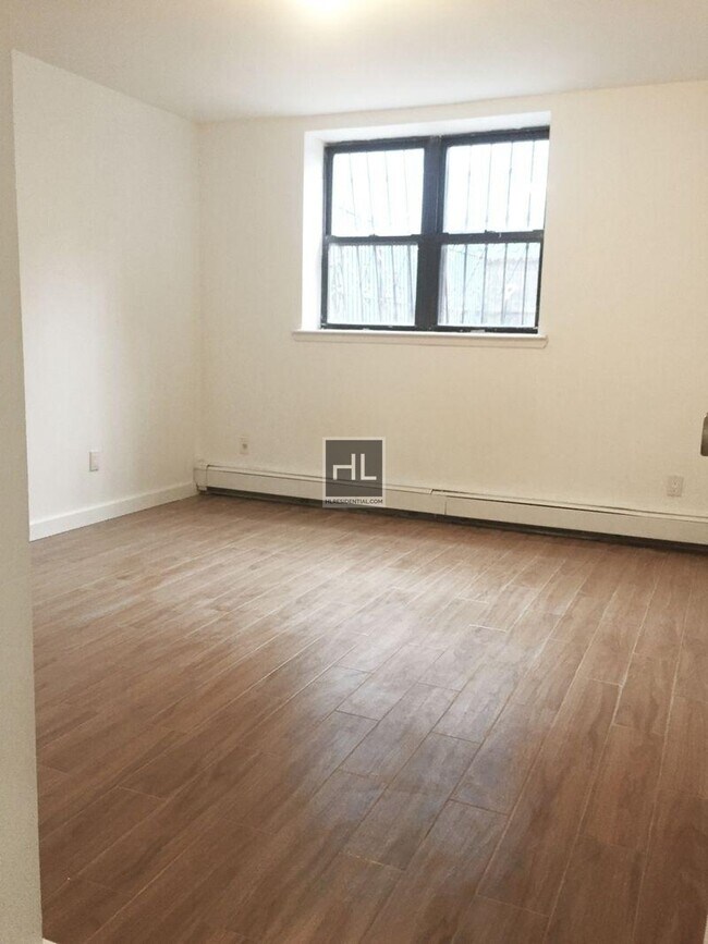 Photo - MALCOLM X BOULEVARD Unit 2