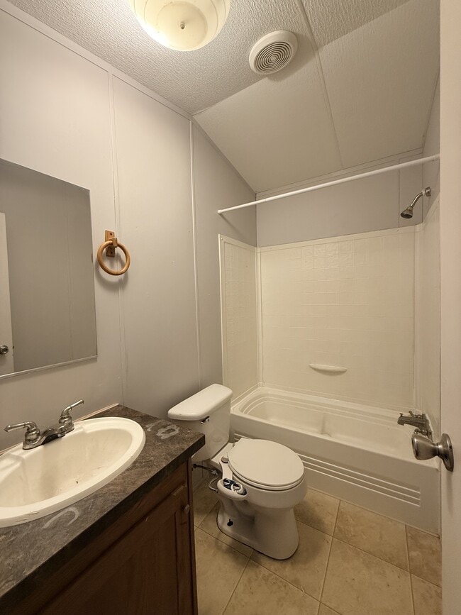191 Walking Horse Ln